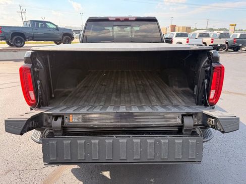 Used 2022 GMC Sierra 2500 Denali w/ Denali Ultimate Package AWD/4WD image 5