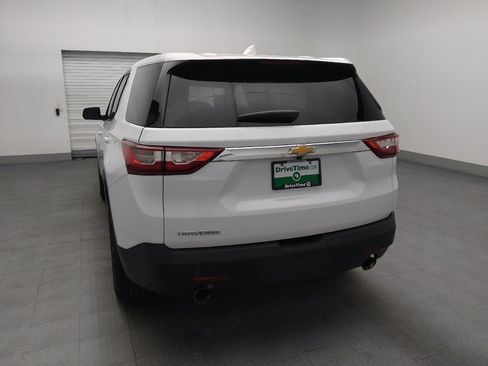 Used 2021 Chevrolet Traverse LS FWD image 6