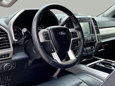 Used 2021 Ford F250 Lariat w/ Tremor Off-Road Package AWD/4WD image 18