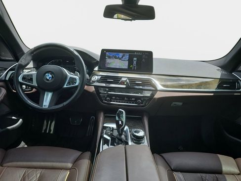 Certified 2023 BMW 540i xDrive w/ Executive Package AWD/4WD image 10