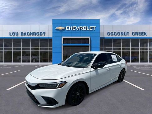 Used 2023 Honda Civic Sport image 4