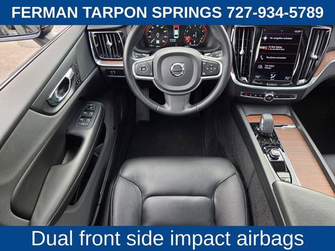 Certified 2022 Volvo S60 B5 Momentum image 16
