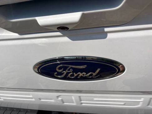 Used 2020 Ford F150 Lariat w/ Equipment Group 502A Luxury AWD/4WD image 13