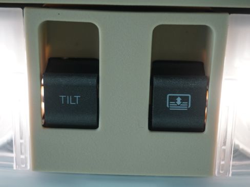 Used 2010 Lincoln MKX 2WD image 25