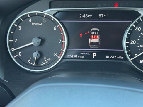 Used 2025 Nissan Rogue SV image 42