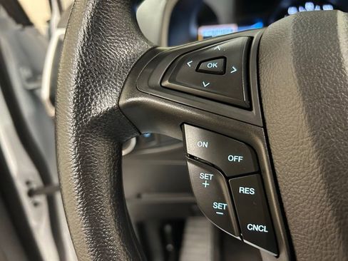 Used 2023 Ford Edge SEL AWD/4WD image 23