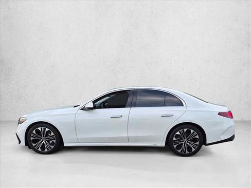 Used 2026 Mercedes-Benz E 350 4MATIC Sedan image 8