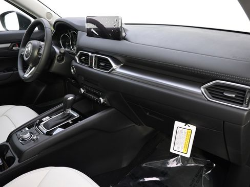 New 2025 MAZDA CX-5 AWD 2.5 S w/ Preferred Package image 15