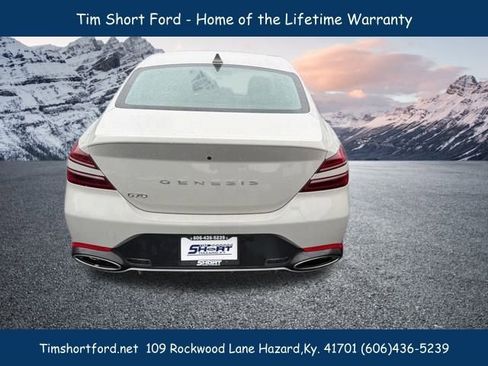 Used 2025 Genesis G70 2.5T image 5