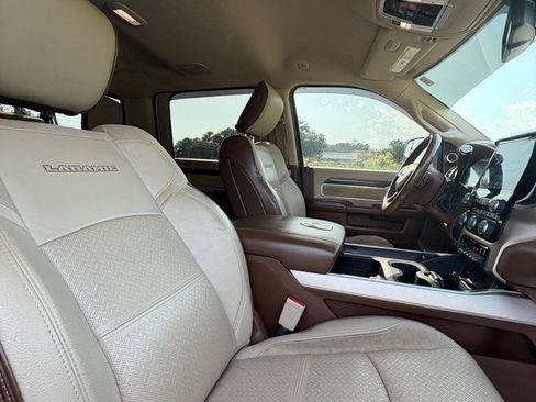 Used 2019 RAM 2500 Laramie AWD/4WD image 14