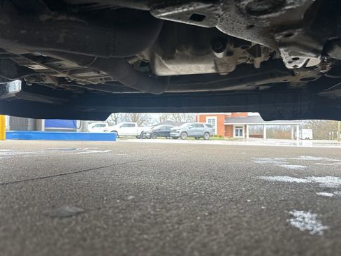 Used 2015 Ford Explorer Limited image 10