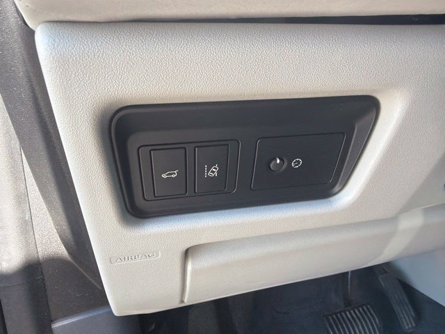 Used 2019 Land Rover Discovery Sport HSE AWD/4WD image 44