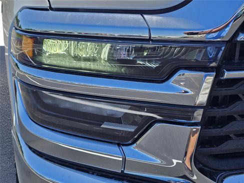 New 2026 RAM 2500 Tradesman AWD/4WD image 4