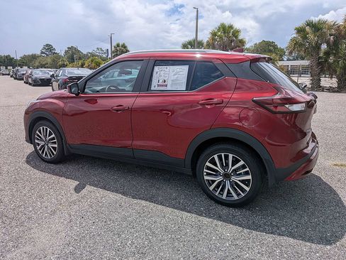 Used 2024 Nissan Kicks SV FWD image 5