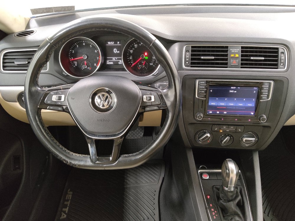 Used 2017 Volkswagen Jetta SE FWD image 22
