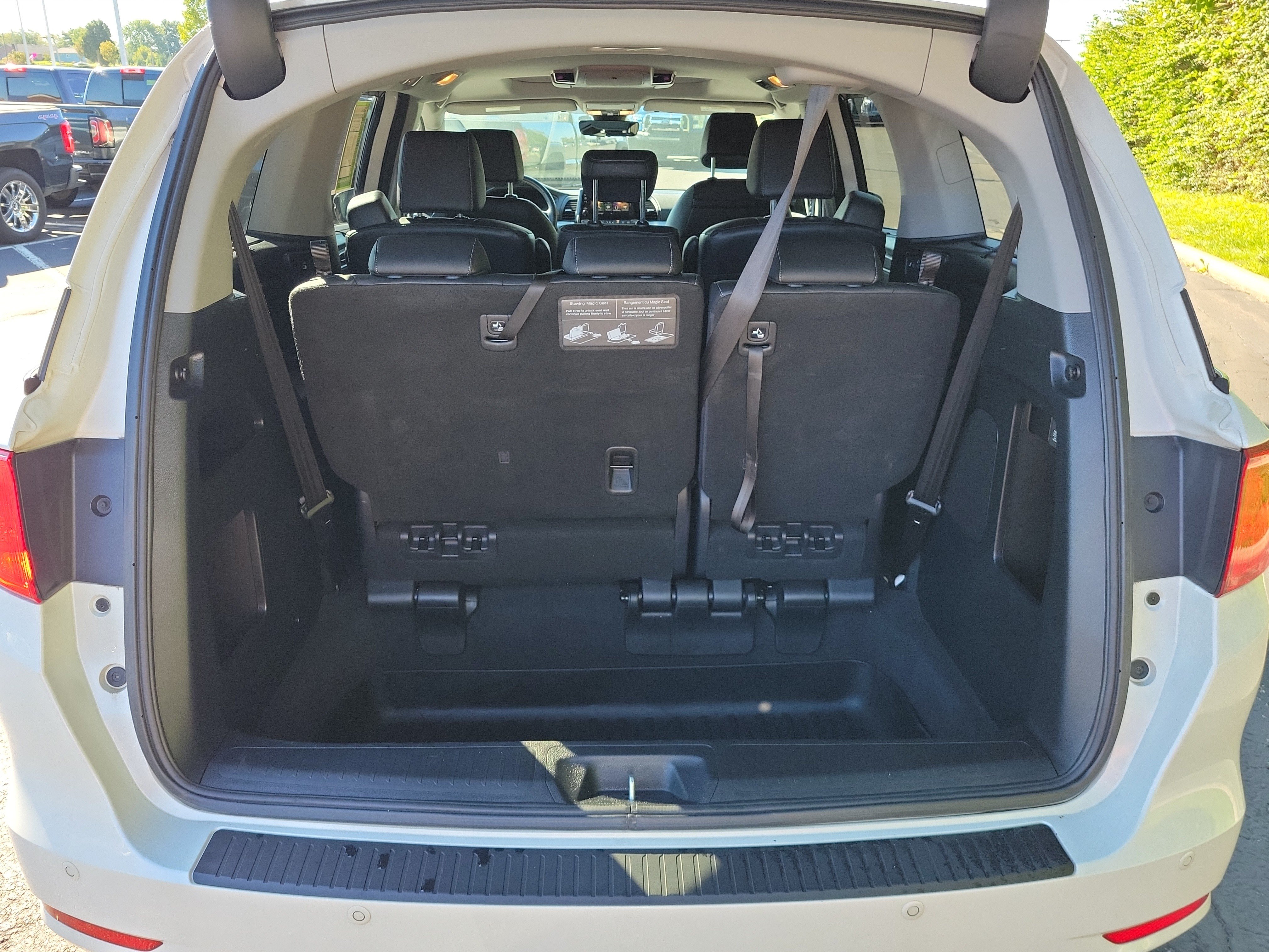 Used 2023 Honda Odyssey Touring image 7