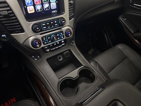 Used 2020 GMC Yukon XL SLT image 32