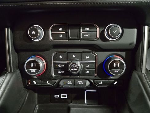 Used 2024 Chevrolet Tahoe LT image 23