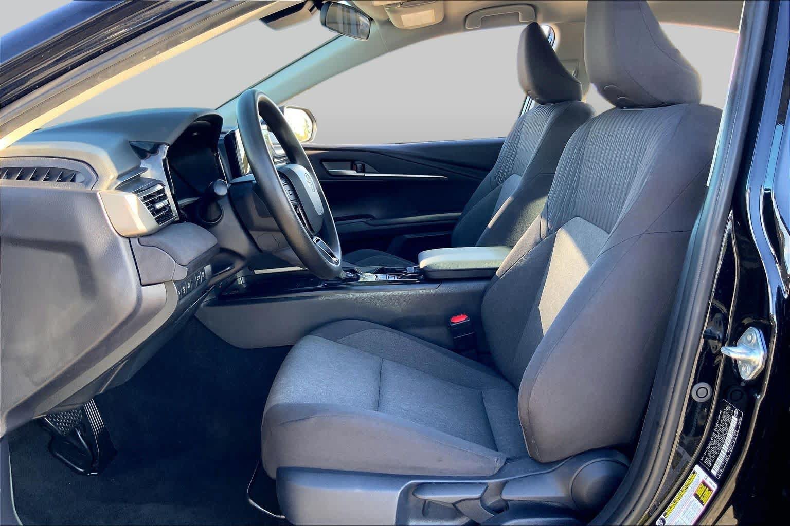 Certified 2025 Toyota Camry LE FWD image 8
