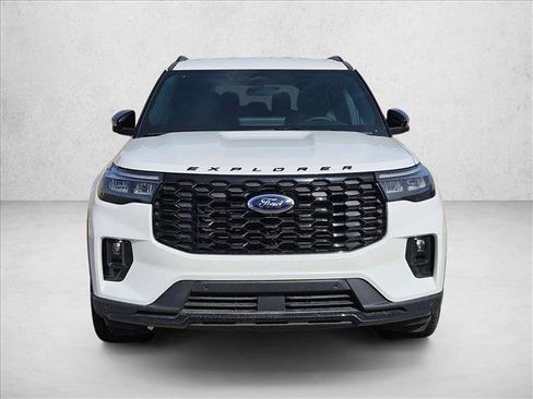 New 2025 Ford Explorer ST-Line image 10