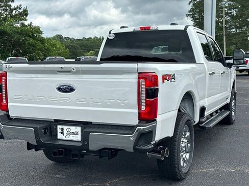 New 2025 Ford F250 Lariat w/ Chrome Package image 39