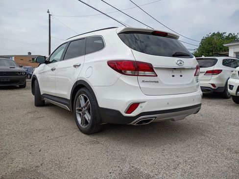 Used 2017 Hyundai Santa Fe Limited FWD image 3