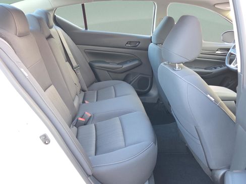 Certified 2024 Nissan Altima 2.5 SV w/ SV Premium Package image 17