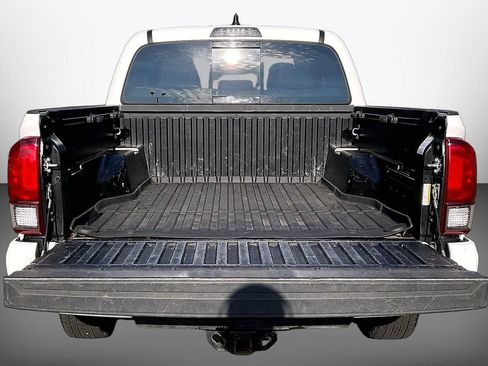 Used 2023 Toyota Tacoma SR5 w/ Technology Package AWD/4WD image 24