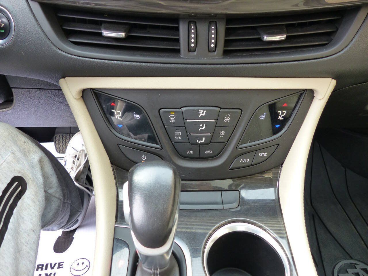 Used 2019 Buick Envision Preferred FWD image 33