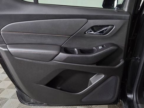 Used 2018 Chevrolet Traverse LT w/ LPO, Cargo Package image 30