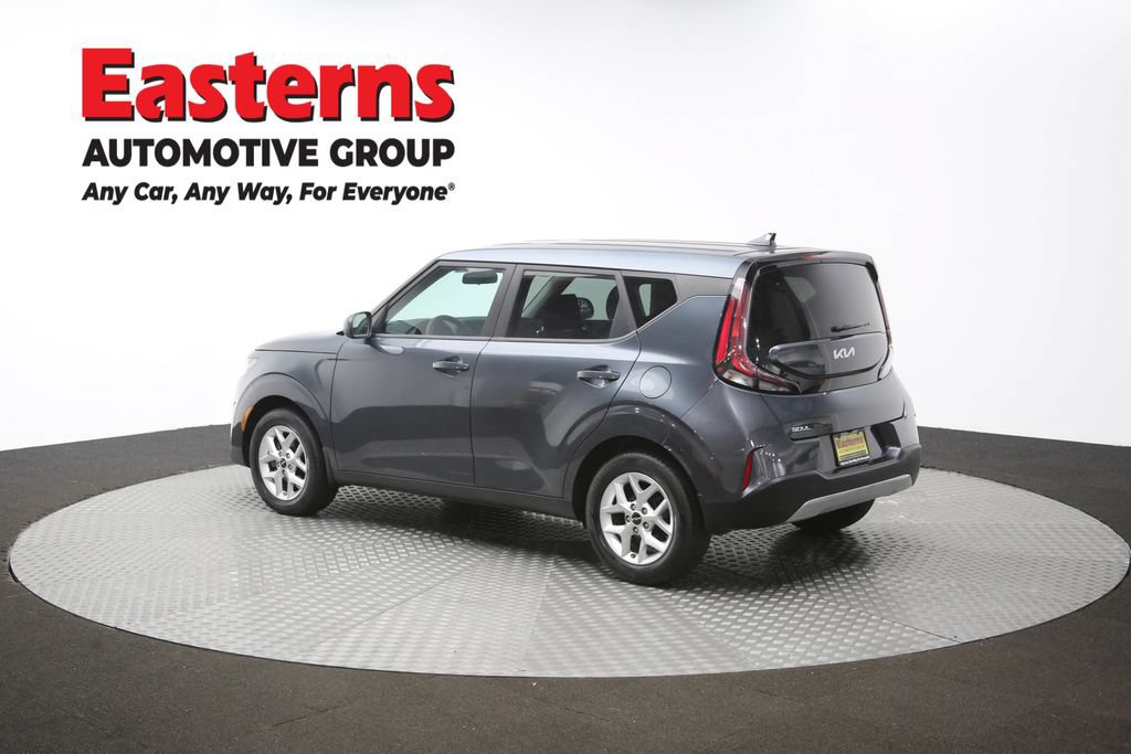 Used 2023 Kia Soul LX w/ LX Technology Package FWD image 62