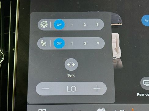 Certified 2026 Volvo XC60 B5 Plus w/ Climate Package PRO image 20