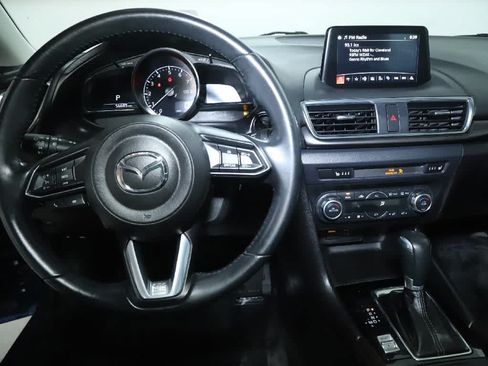 Used 2018 MAZDA MAZDA3 Grand Touring FWD image 27