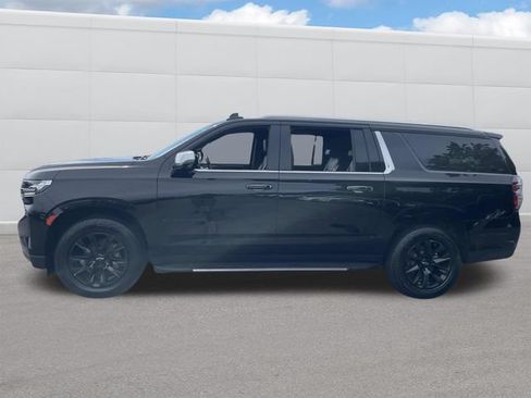 Used 2021 Chevrolet Suburban Premier AWD/4WD image 2