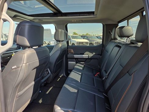 New 2026 Ford F350 Lariat w/ Black Appearance Package AWD/4WD image 16