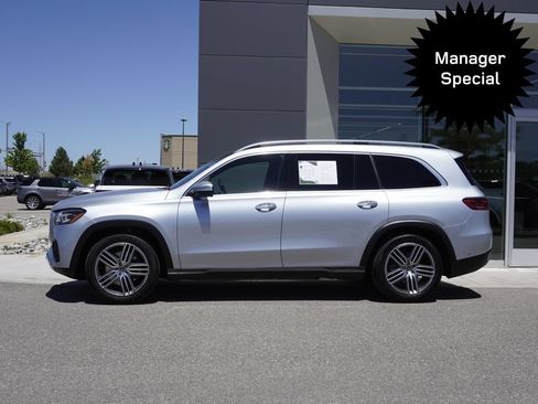 Used 2025 Mercedes-Benz GLS 450 4MATIC image 8