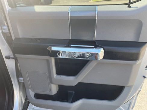 Used 2015 Ford F150 XLT w/ Equipment Group 302A Luxury RWD image 14