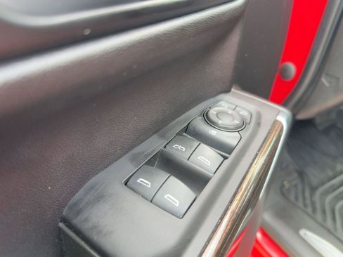 Used 2021 GMC Sierra 1500 Elevation image 12