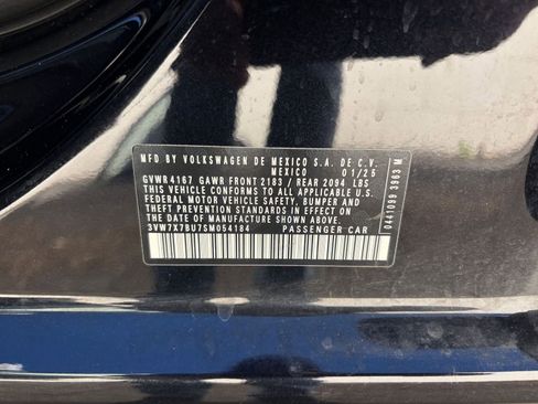 Used 2025 Volkswagen Jetta SE image 29