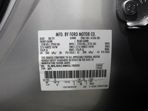 Used 2021 Lincoln Aviator Black Label w/ Class IV Trailer Tow Package image 42