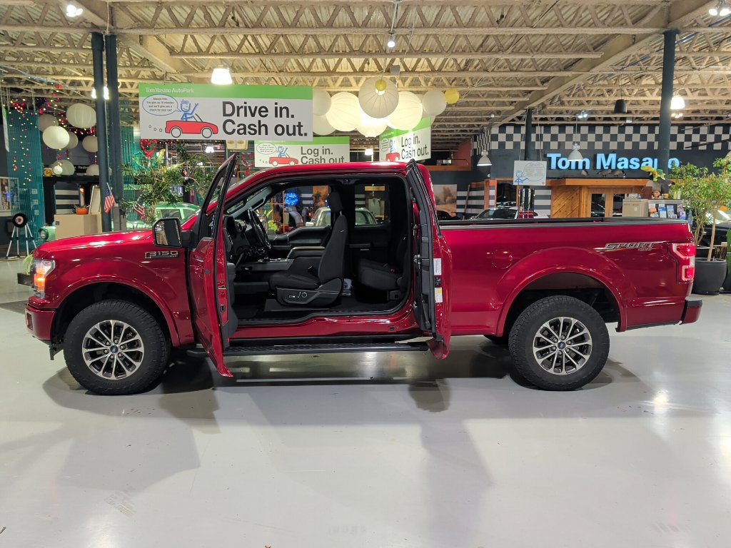 Used 2018 Ford F150 XLT w/ Equipment Group 302A Luxury AWD/4WD image 16