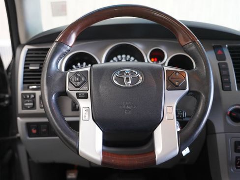 Used 2016 Toyota Sequoia Platinum image 12