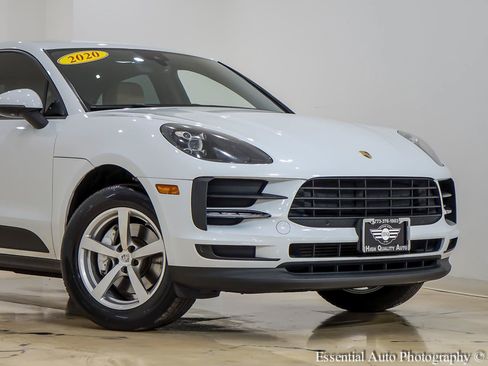 Used 2020 Porsche Macan w/ Driver Memory Package AWD/4WD image 2