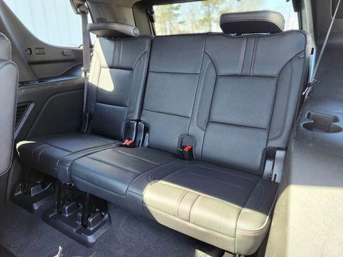 Used 2022 Chevrolet Tahoe RST w/ Luxury Package image 16