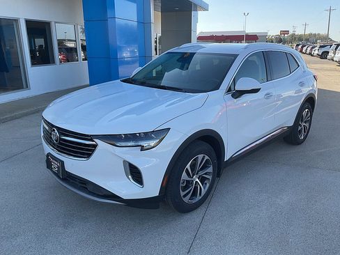 Used 2021 Buick Envision Essence image 2