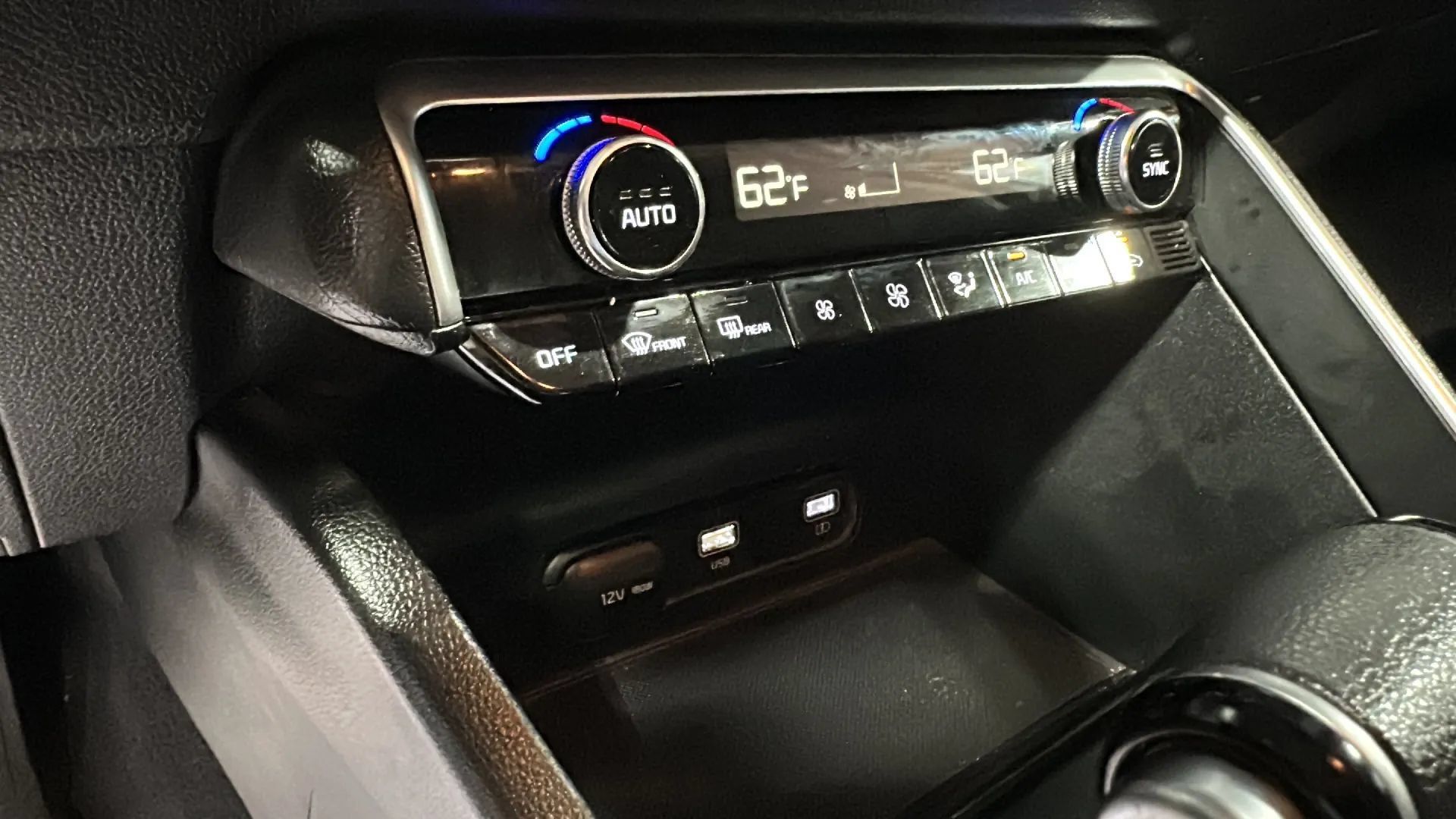 Used 2022 Kia K5 LX FWD image 23