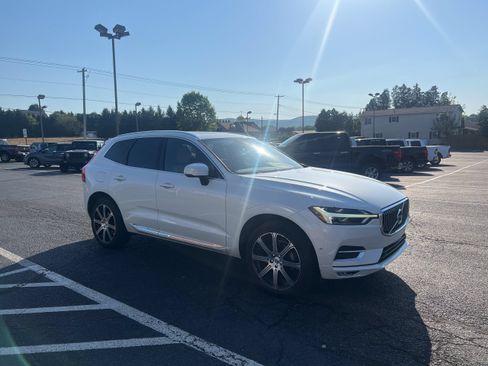 Used 2018 Volvo XC60 T5 Inscription w/ Convenience Package AWD/4WD image 8