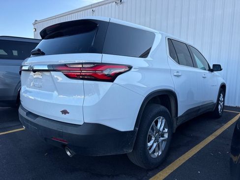 Used 2023 Chevrolet Traverse LS w/ Safety Package AWD/4WD image 3