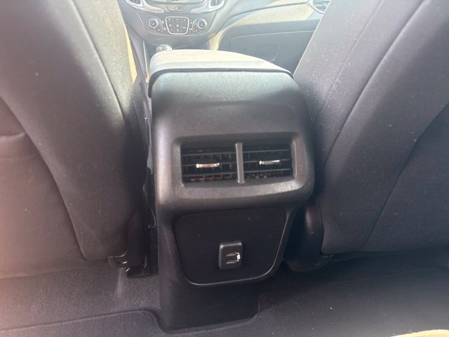 Used 2020 Chevrolet Equinox LT FWD image 24