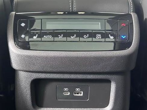 Certified 2025 INFINITI QX60 Luxe w/ Vision Package image 22